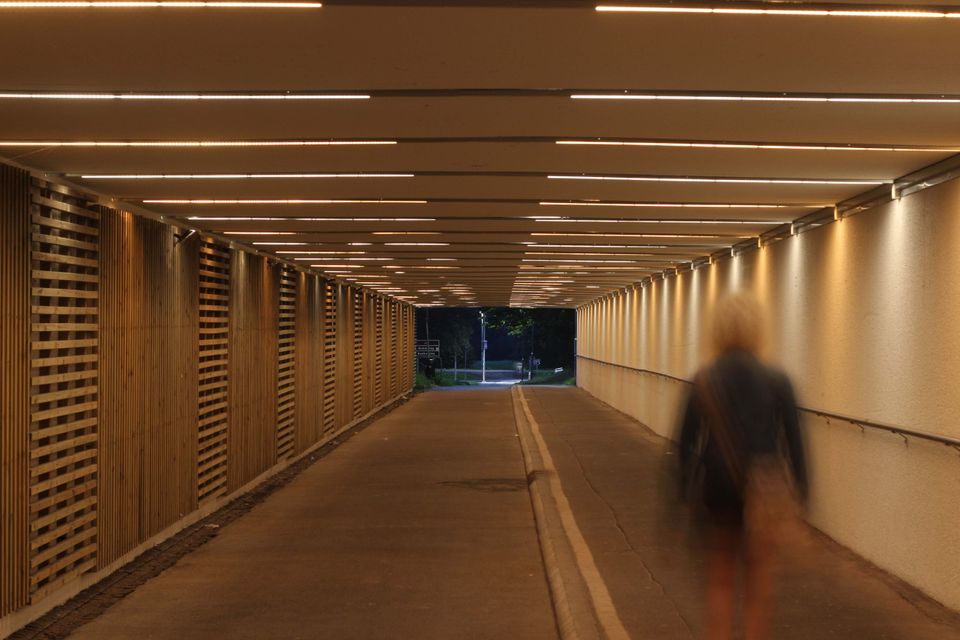 Ljus ger trygghet, Upplyst gångtunnel.Foto:Jönköpings kommun