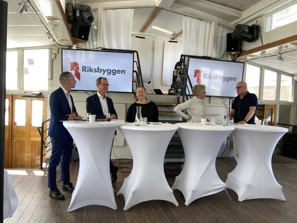 Riksbyggens panel diskuterade hållbart byggande