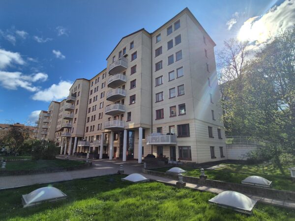 Moms och tomträttsavgälder hett under 2025